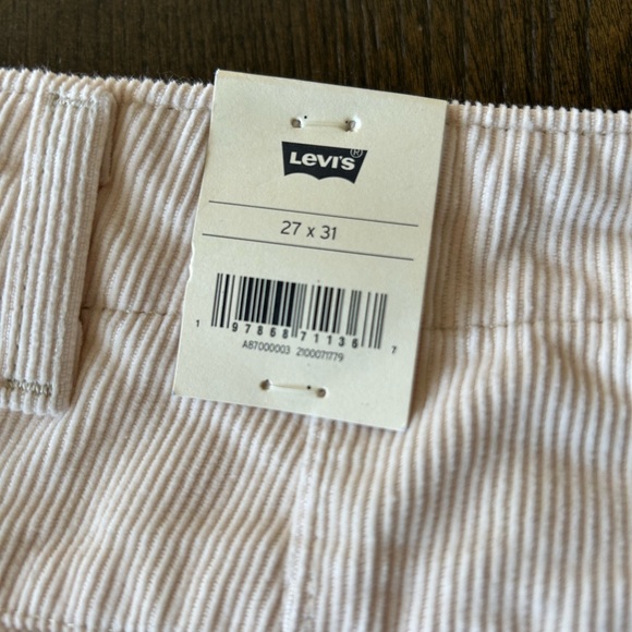 Levi's Off-White Corduroy Pants - Picture 12 of 16